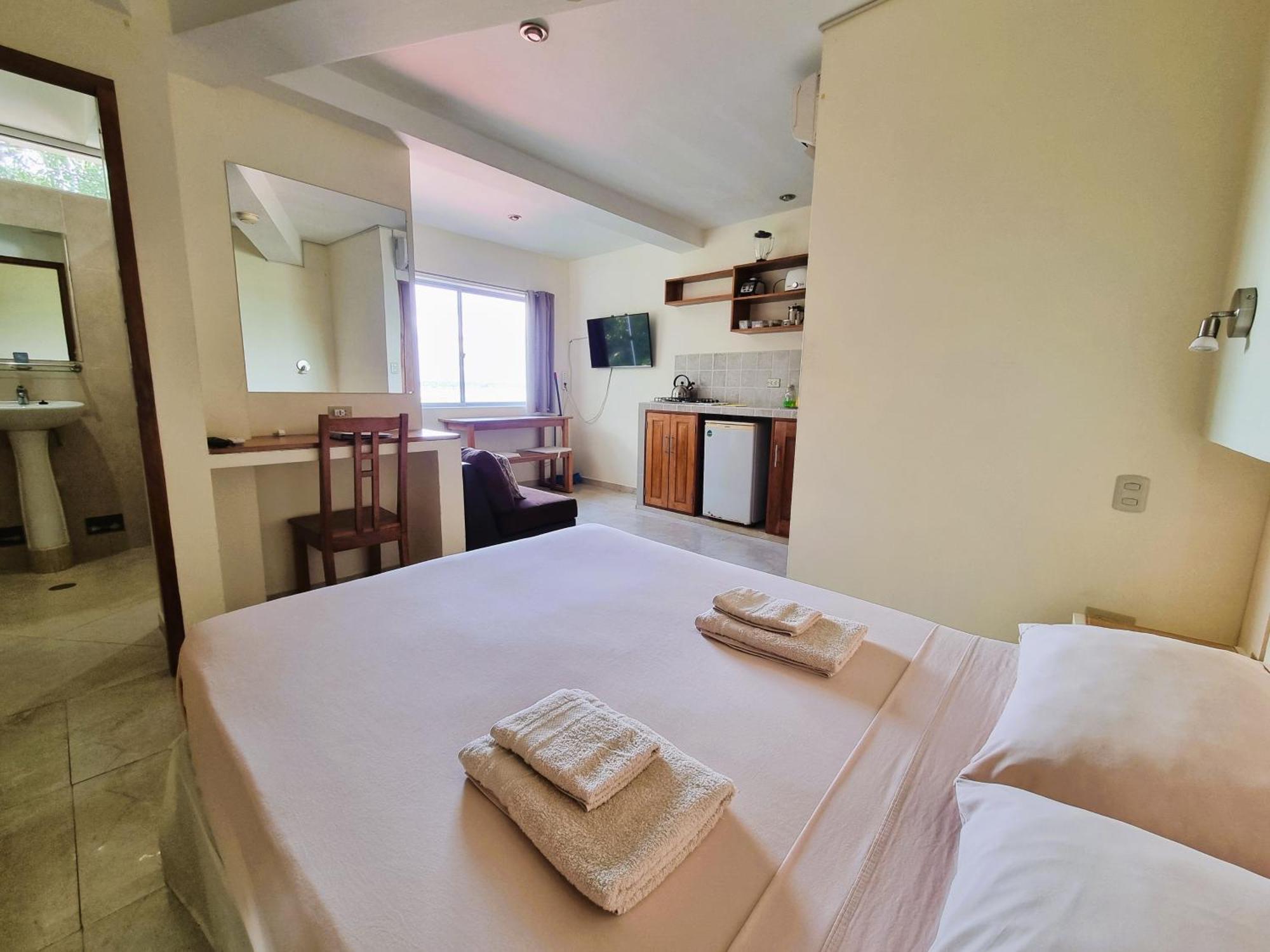 Boulevard 251 Riverside Apartments Iquitos Habitación foto