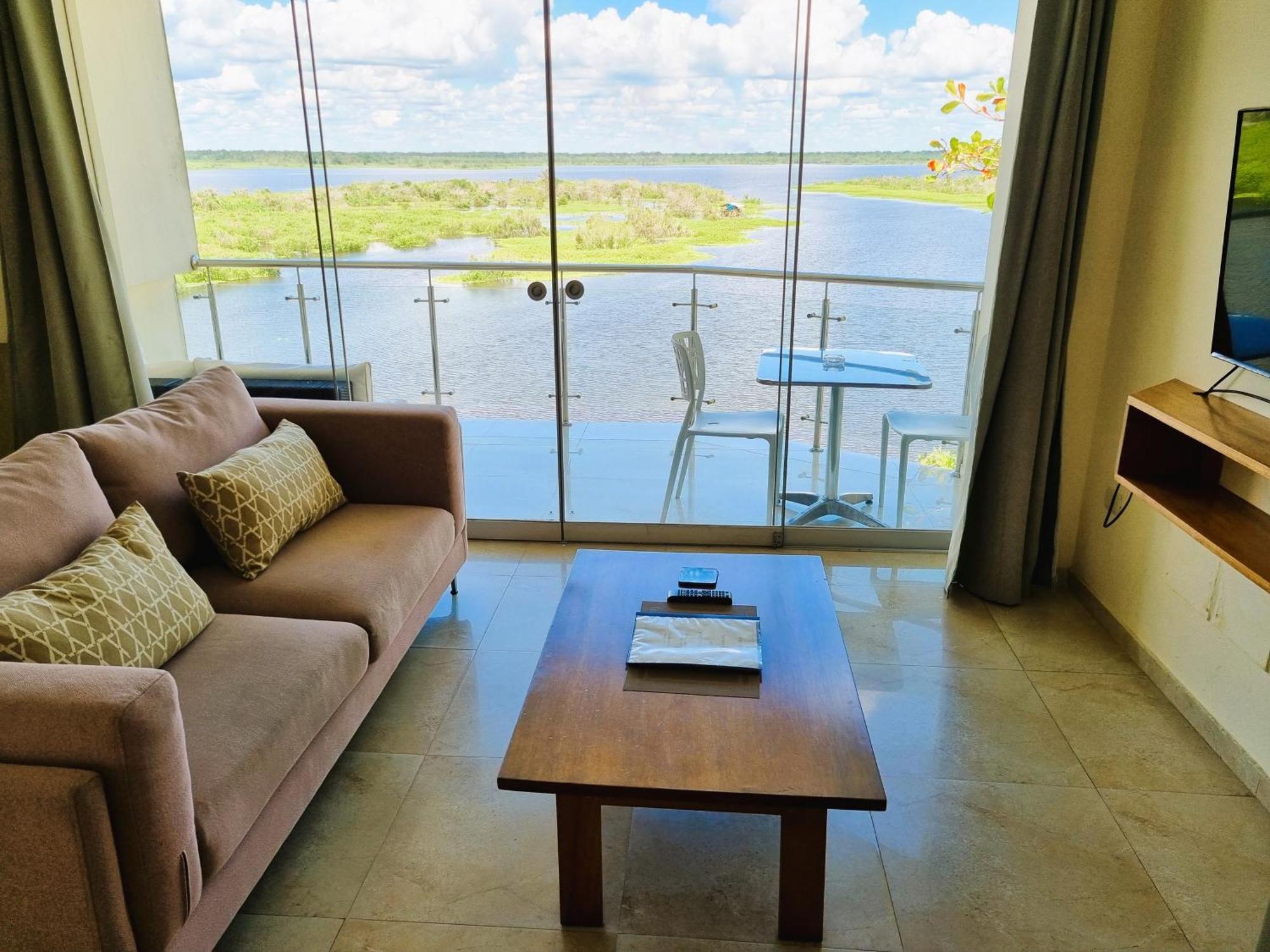 Boulevard 251 Riverside Apartments Iquitos Habitación foto